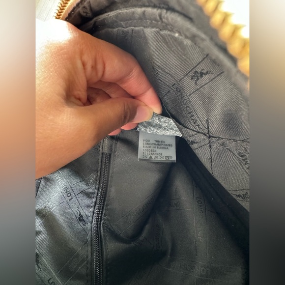 Authentic Longchamp Crossbody Leather Bag - Picture 11 of 16